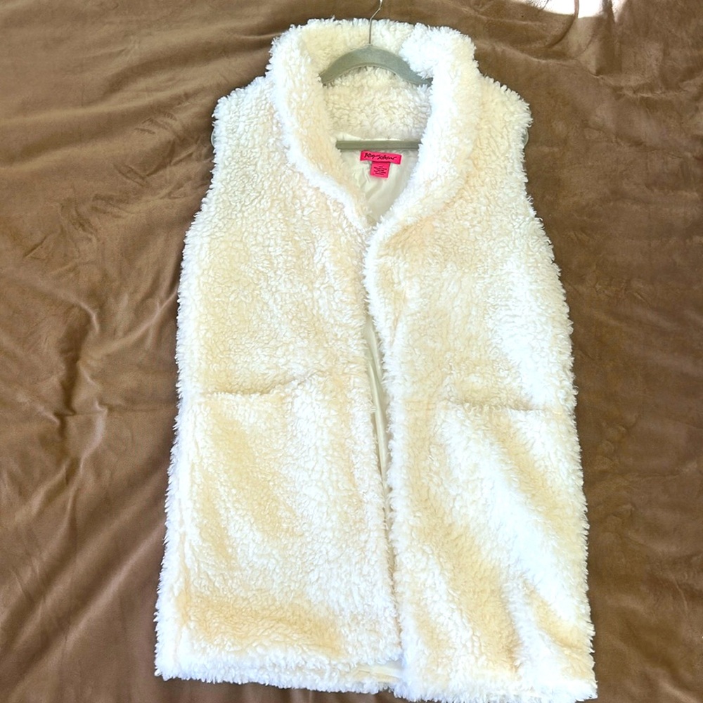Betsey Johnson Faux Fur Vest White
